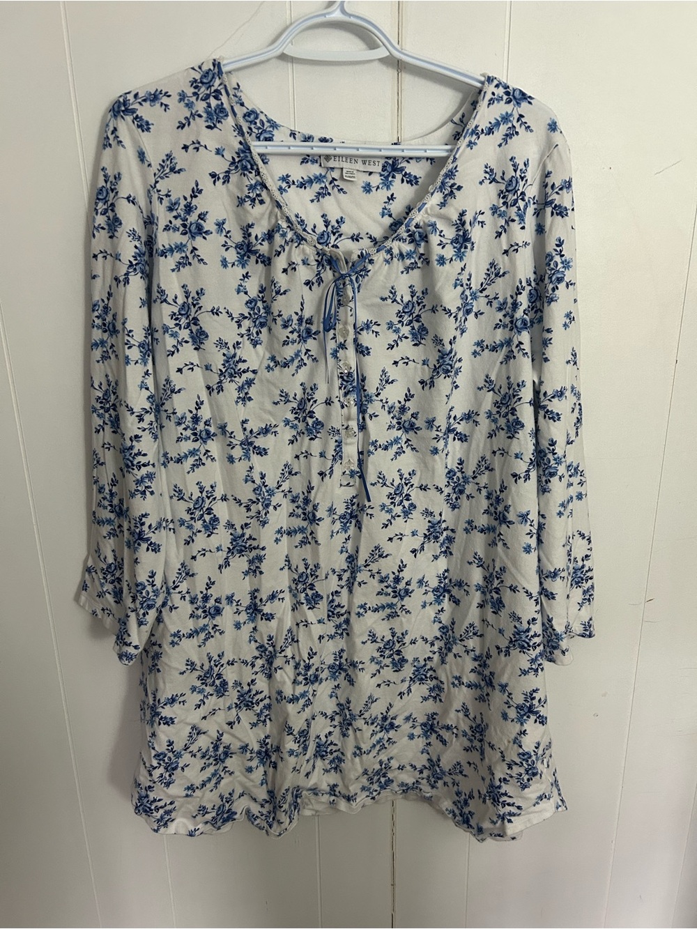 Eileen West Cream and Blue Nightgown XL